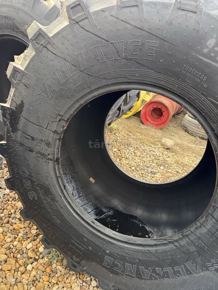 800/65r32 michelin 4