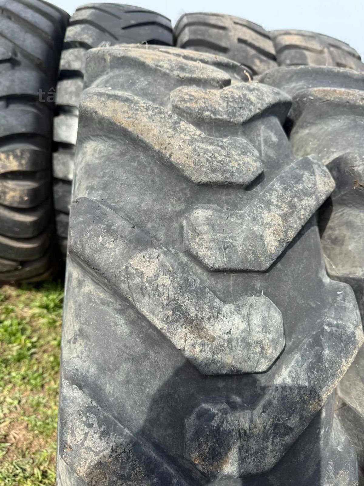 Cauciucuri 1400 R24 BKT 4