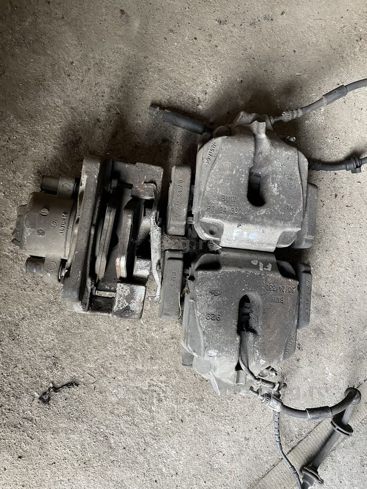 Etrier frana fata stanga / dreapta BMW f10 seria 5 bmw f30 seria 3 4