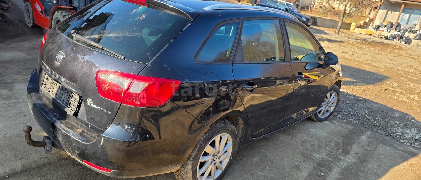 Aripa stanga / dreapta spate Seat Ibiza 6J combi 2010 - 2015
