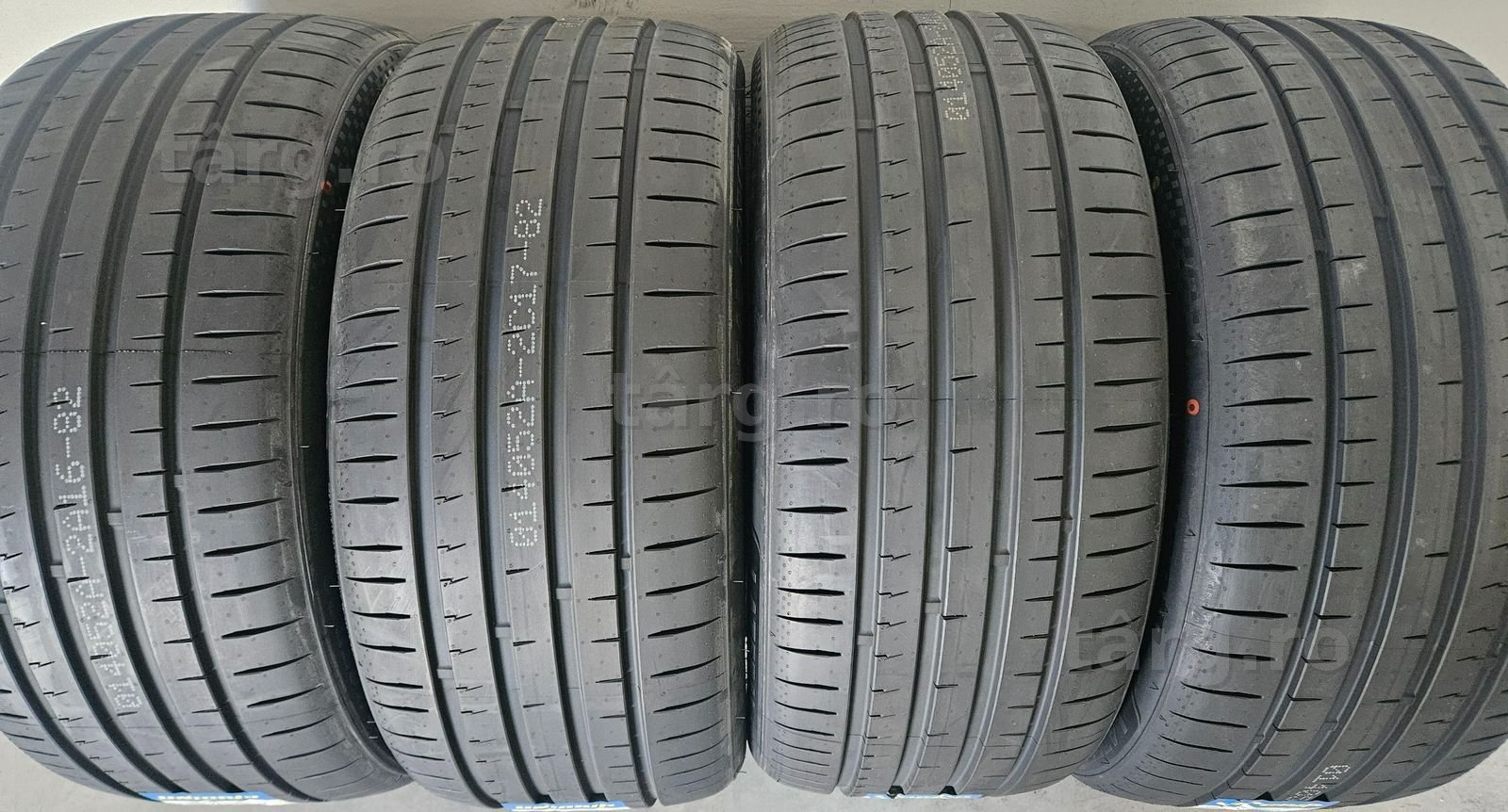 265/40 R20  104Y XL UNIGRIP (Gripmax) Anvelope vara cu protectie janta 3