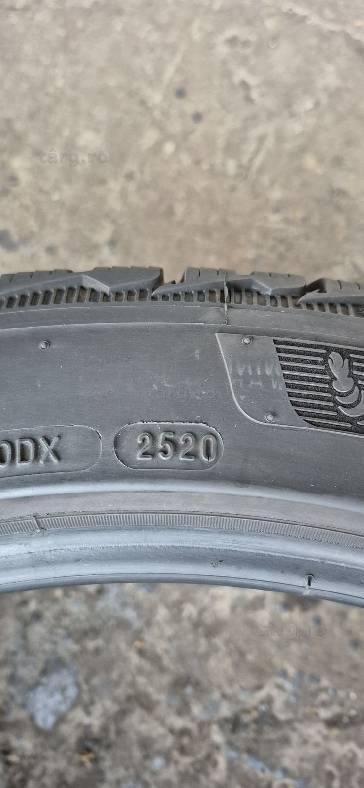 2 anvelope iarna Michelin 295/35/20,dot 2020.Pretul este pe bucata. 7