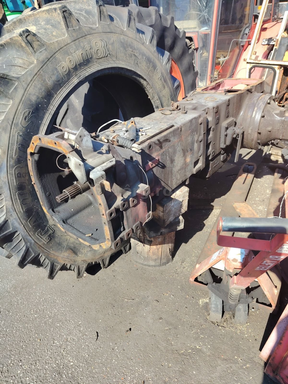 Piese cutie tractor fiat F100