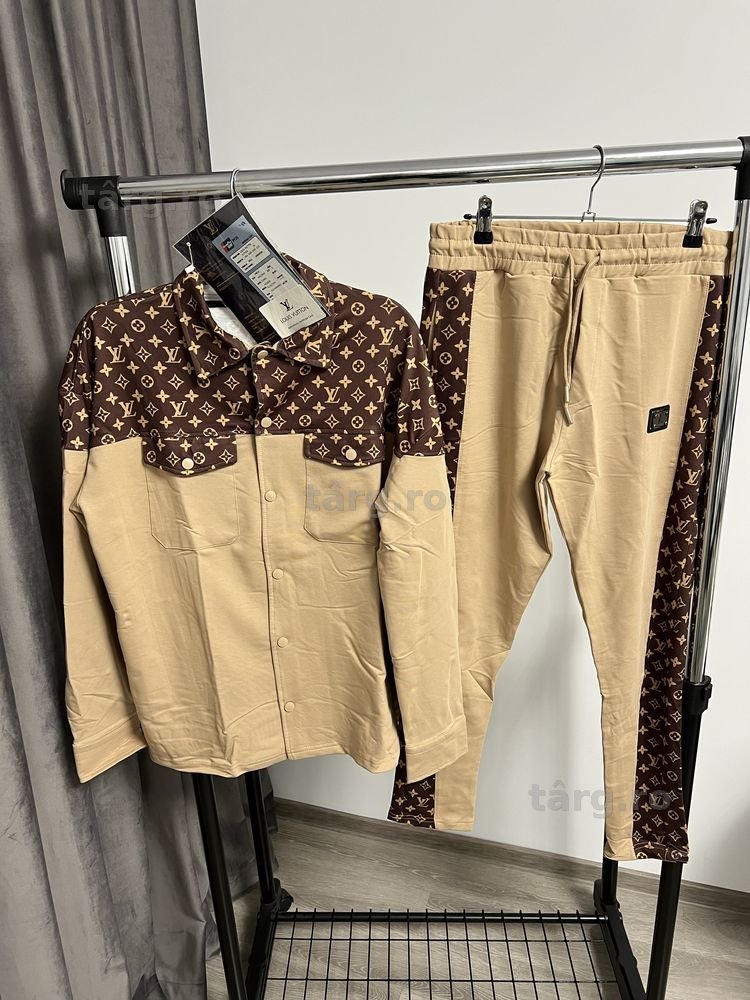 Compleu LOUIS VUITTON super calitate