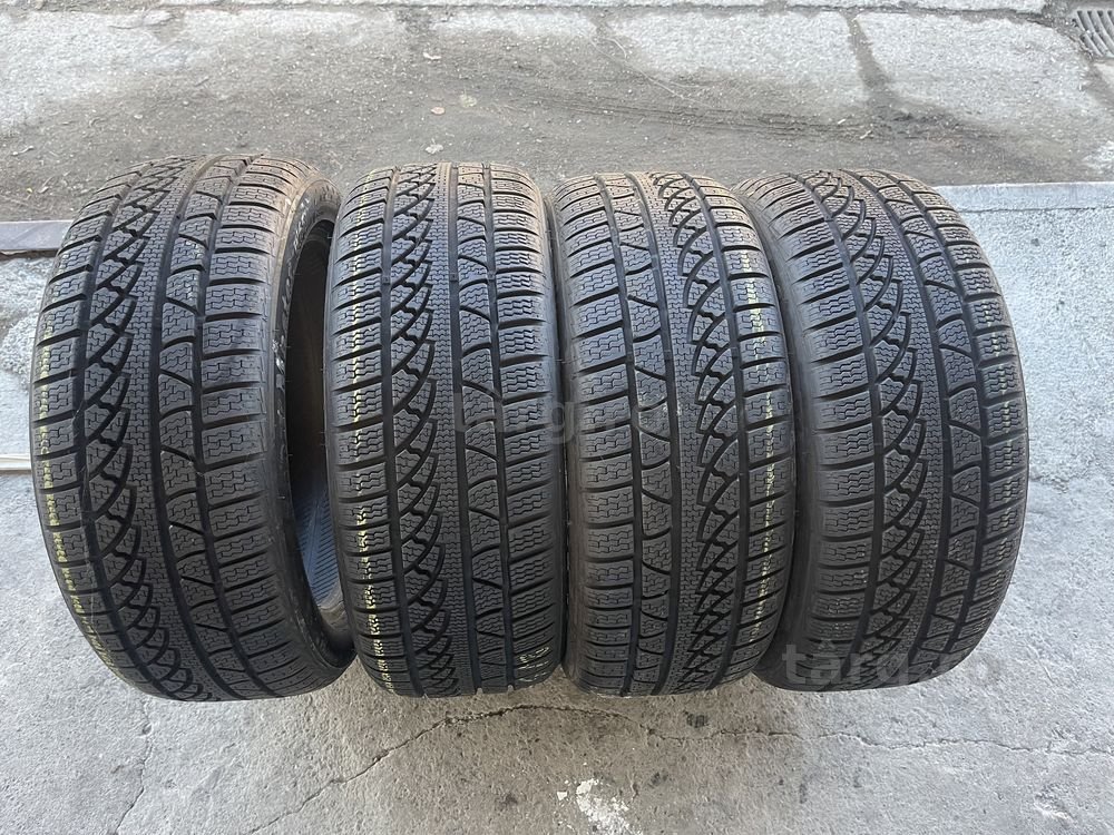 4 anvelope de iarna Petlas 215/50/18 ca noi