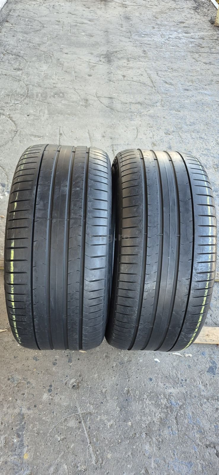 2 anvelope vara runflat Pirelli 305/40/20.Pretul este pe bucata.