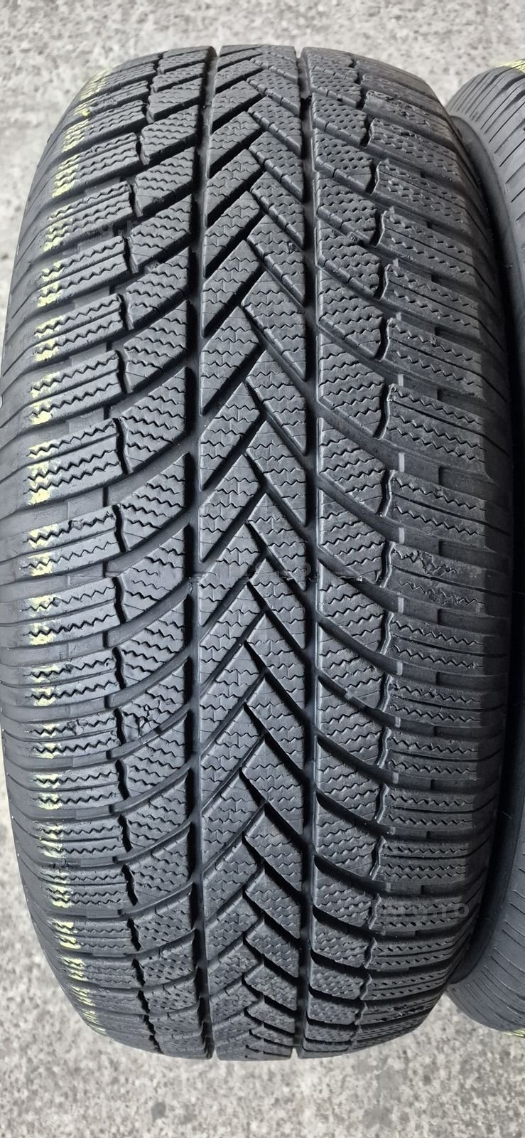 4 anvelope iarna Bridgestone 265/60/18,dot 2022.Pretul este pe bucata. 3