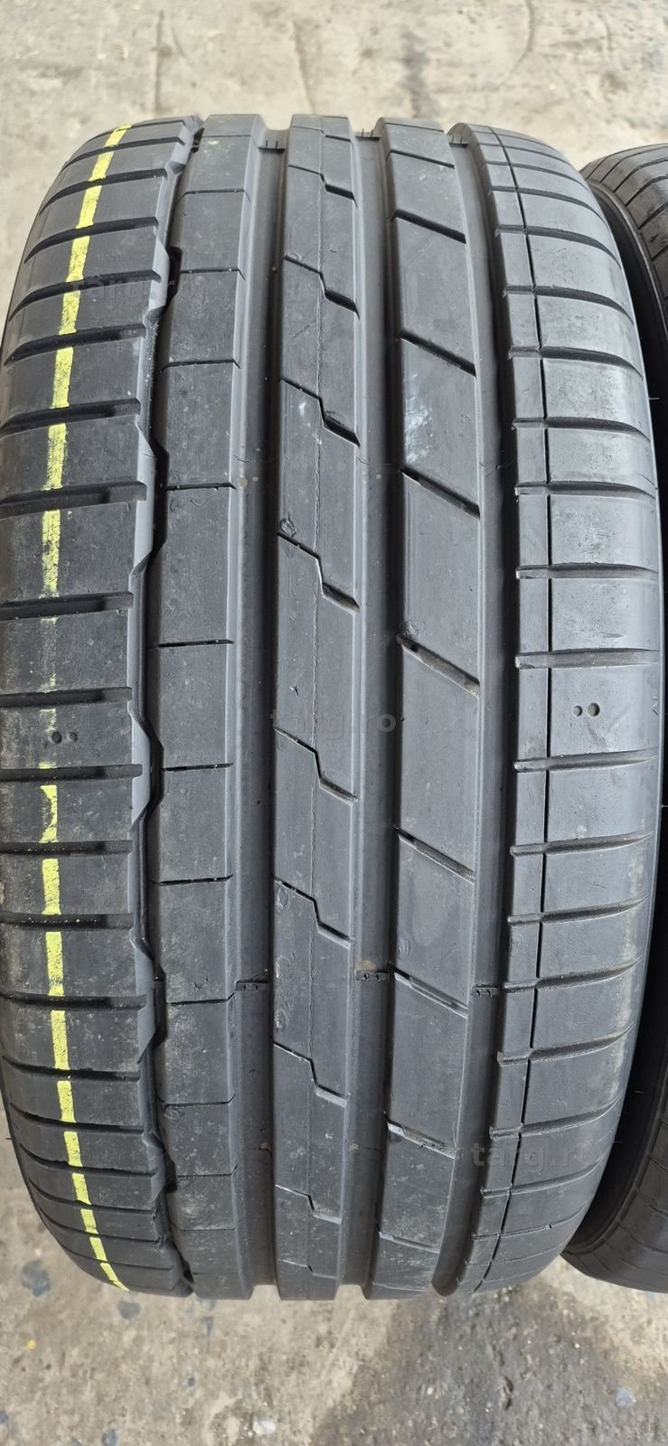 2 anvelope vara ca noi Hankook 255/35/20,dot 2023.Pretul este pe buc. 3