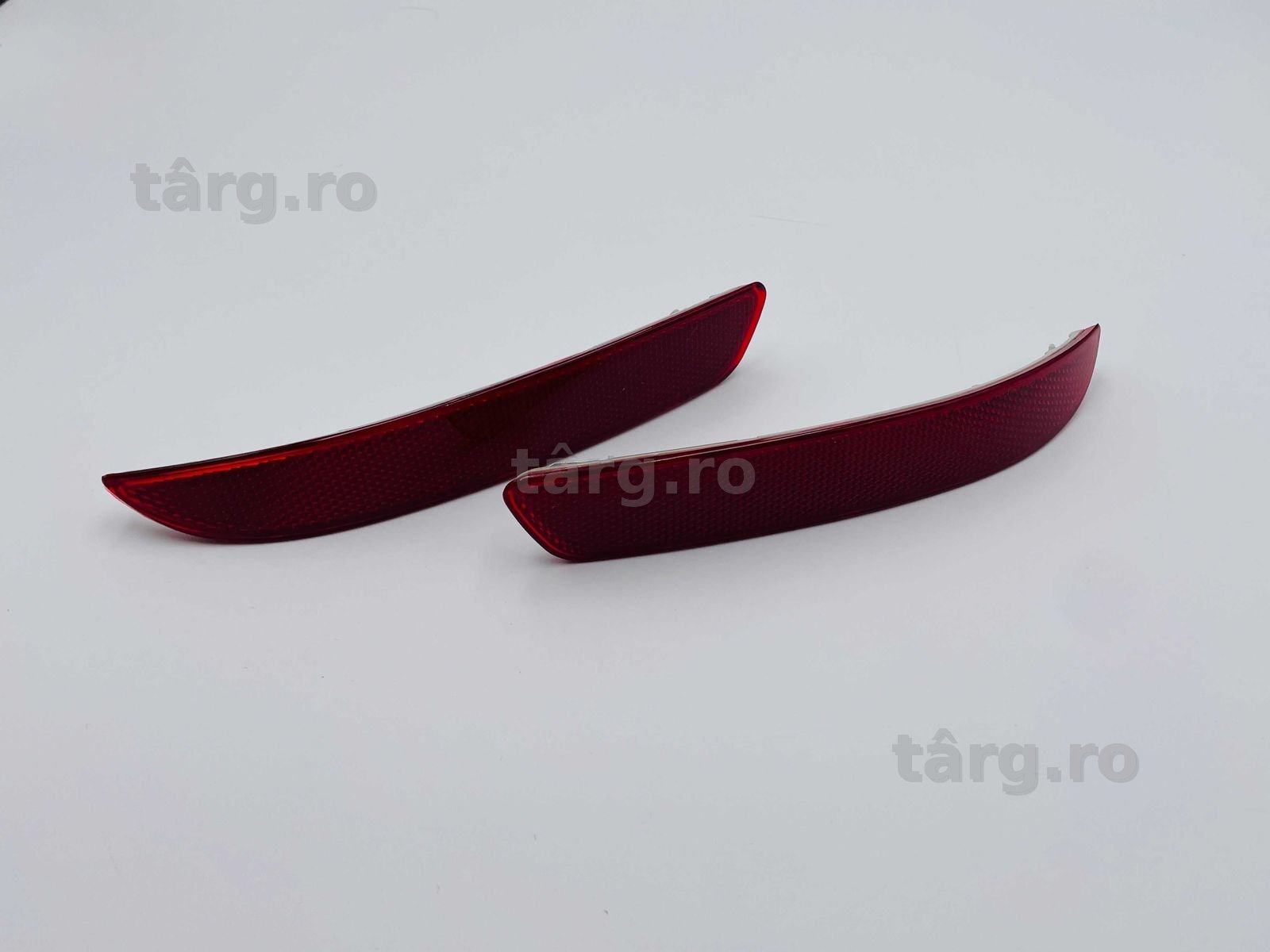 Element reflectorizant catadioptru bara spate dreapta compatibil BMW X5 E70 M