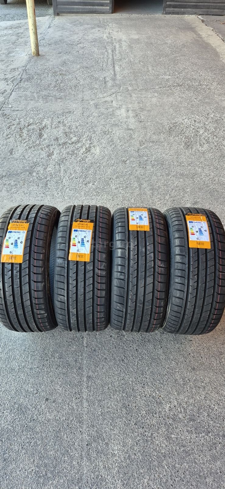 4 anvelope vara noi Tercelo 245/45/17,dot 2025.Pretul este pe bucata.