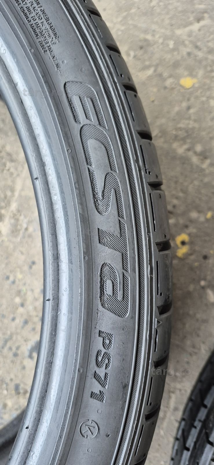 4 anvelope vara,fata Pirelli 245/35/20,spate Kumho 275/30/20.Pretul este pe bucata. 7