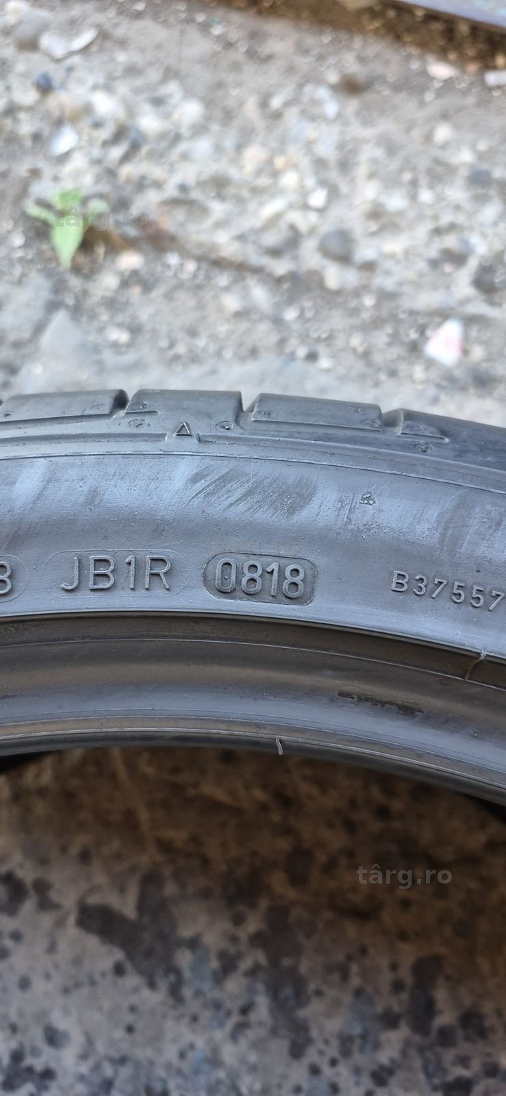 4 anvelope vara runflat Dunlop,fata 285/35/21,spate 325/30/21.Pretul este pe bucata. 8