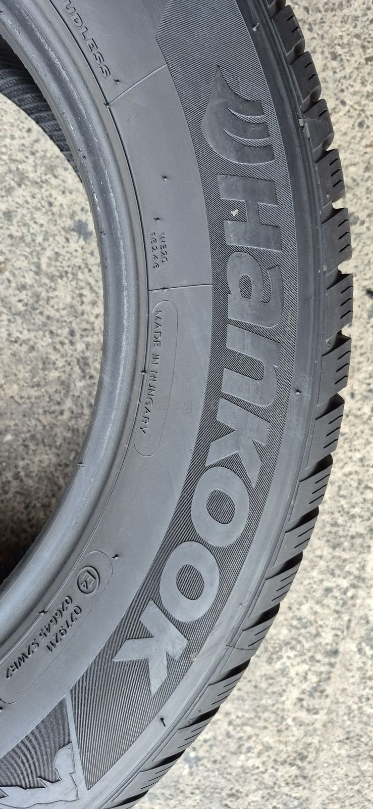 4 anvelope iarna Hankook 225/60/17.Pretul este pe bucata. 4