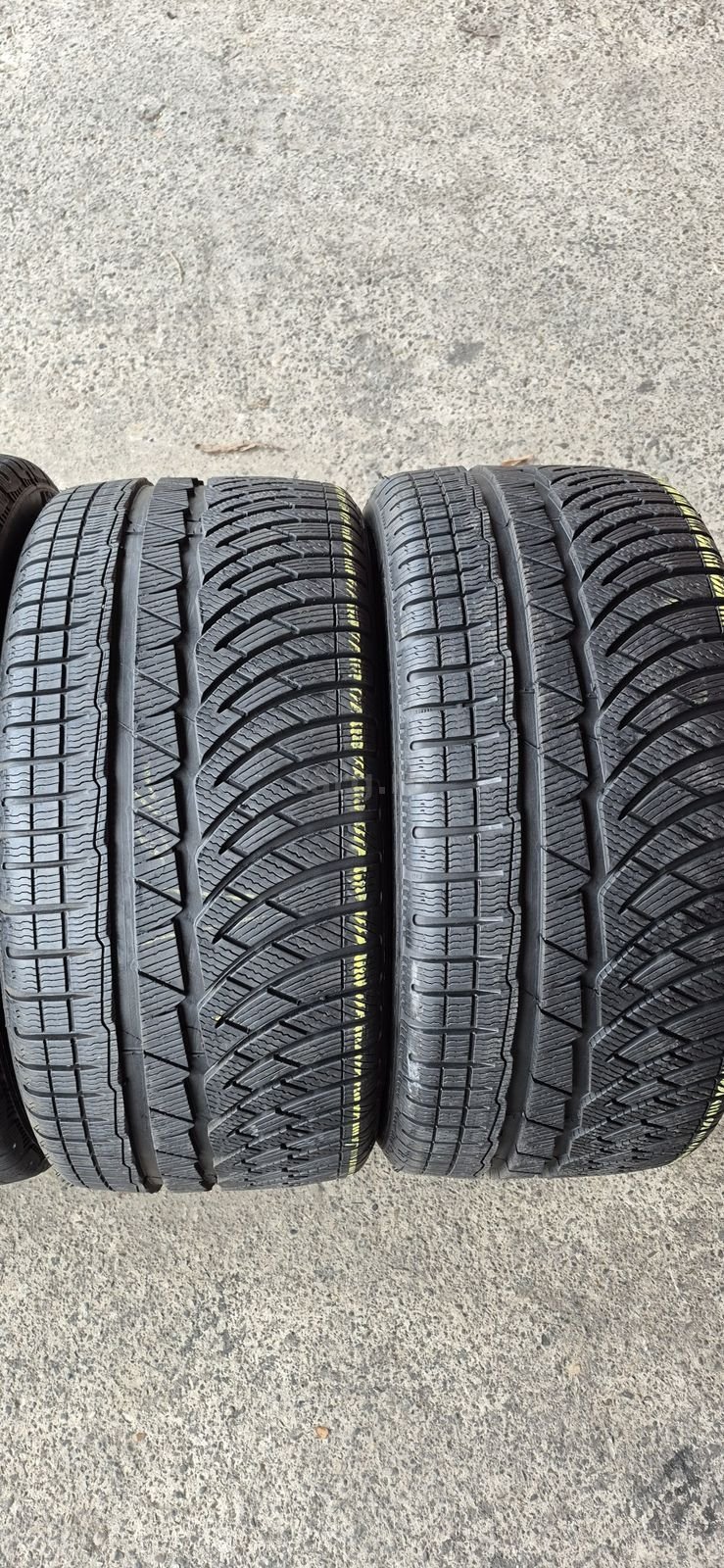 4 anvelope iarna Michelin,fata 245/40/18,spate 265/35/18.Pret/bucata 3