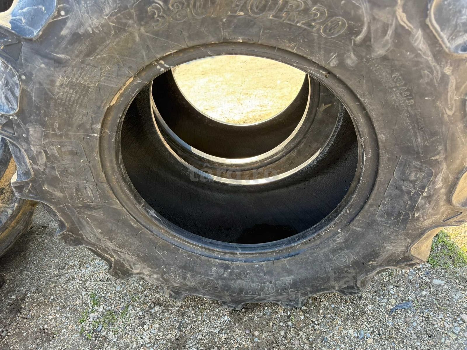 Anvelope sh 380.70 R20 3
