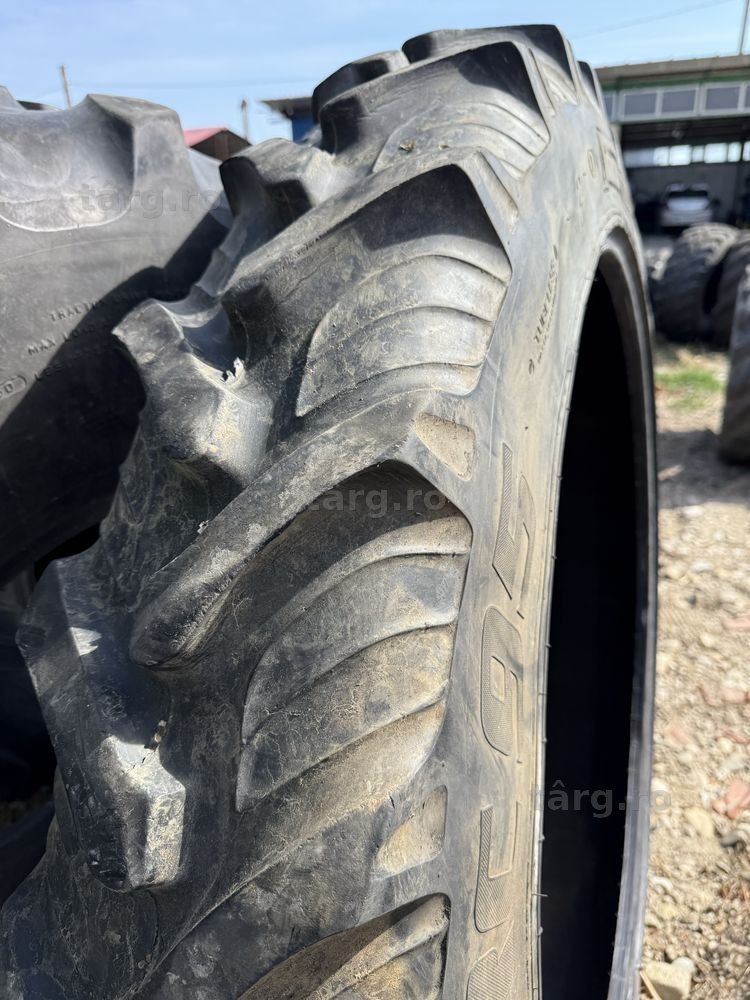 270/95r44 taurus