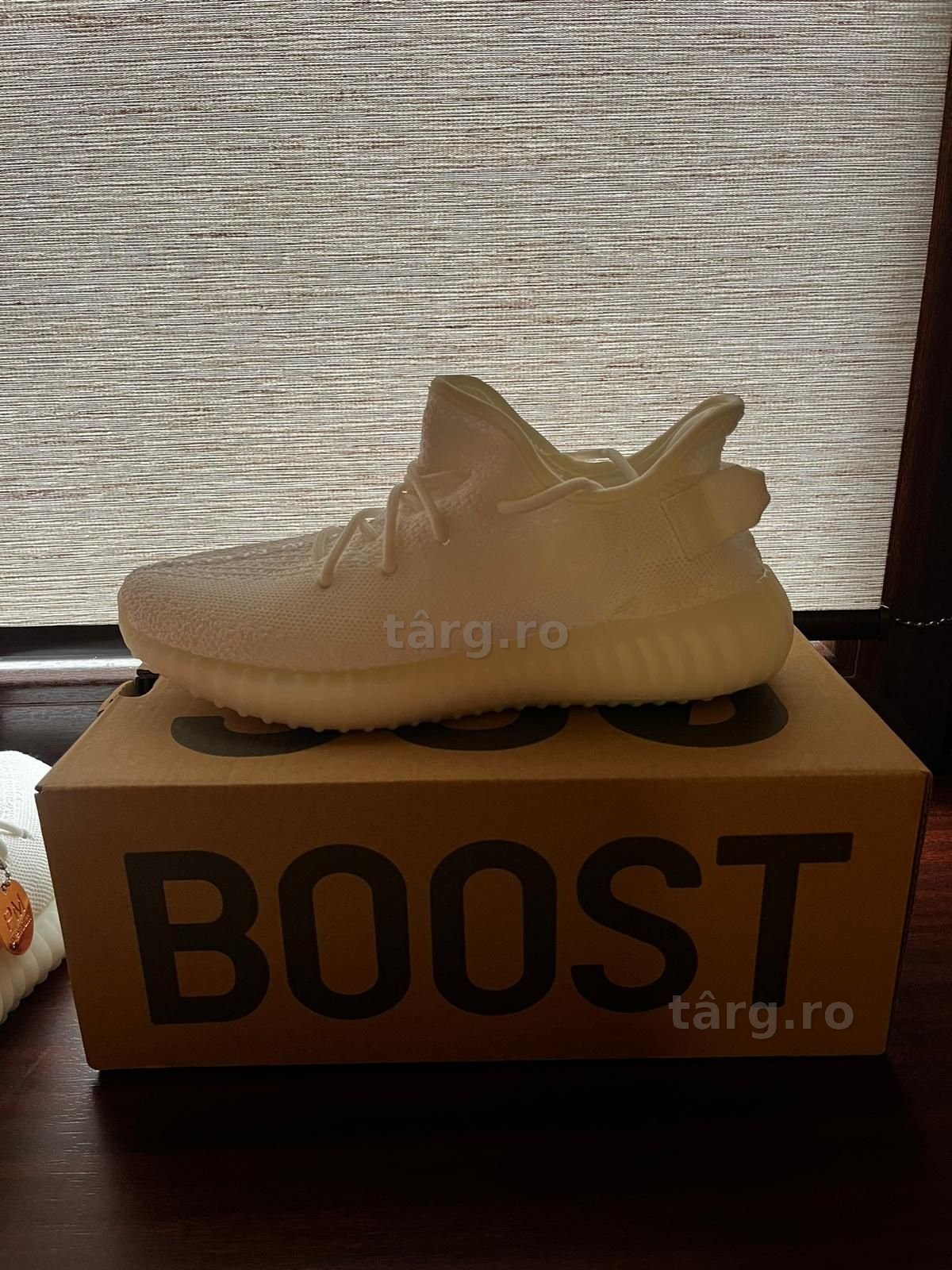 Adidas yeezy boost 350 v2,,, 2