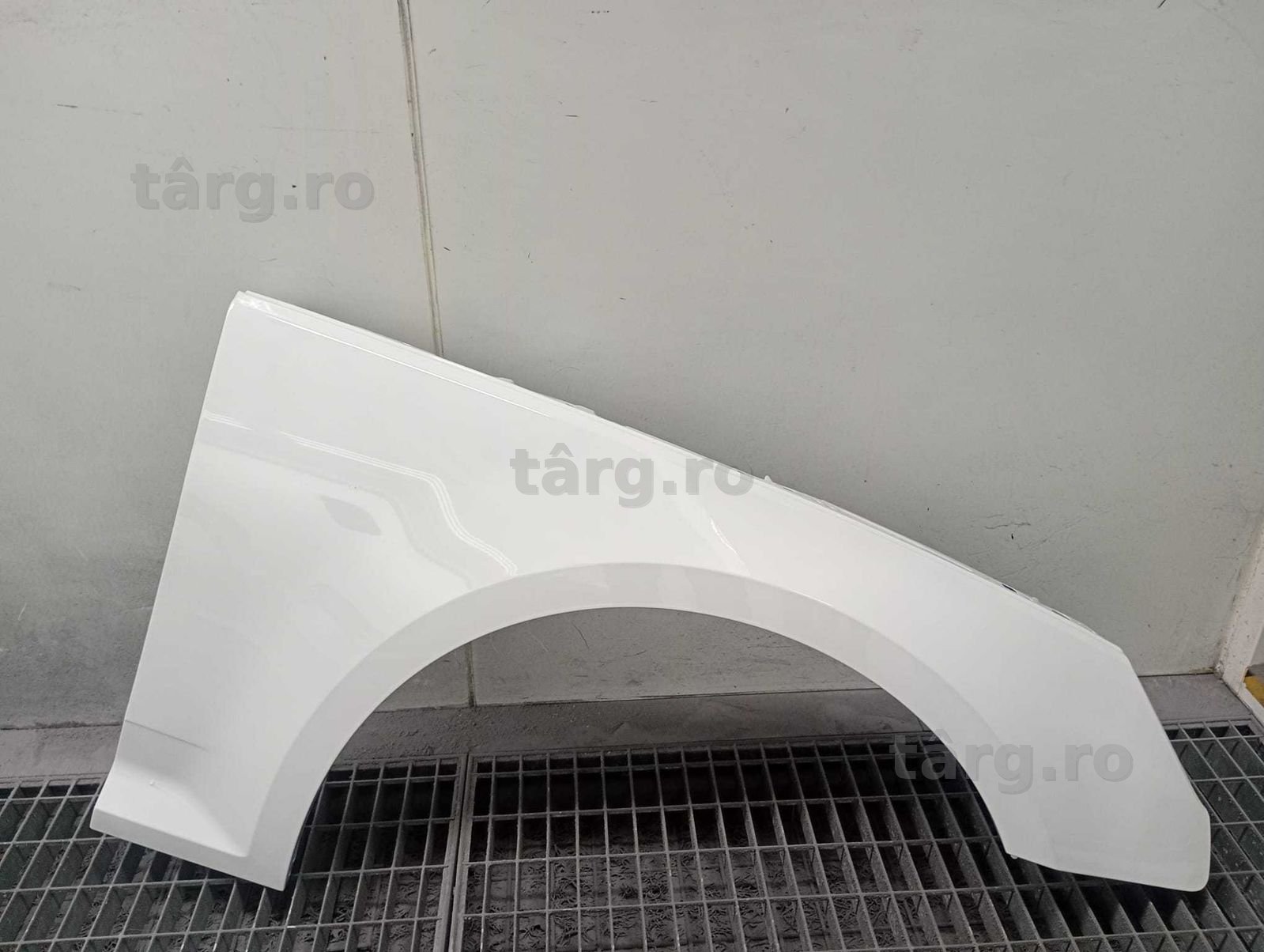Aripa Fata Dreapta Audi A4 B9 An 2015-2018 (LY9C (Alb))