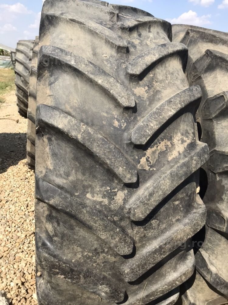 650/65r42 Michelin