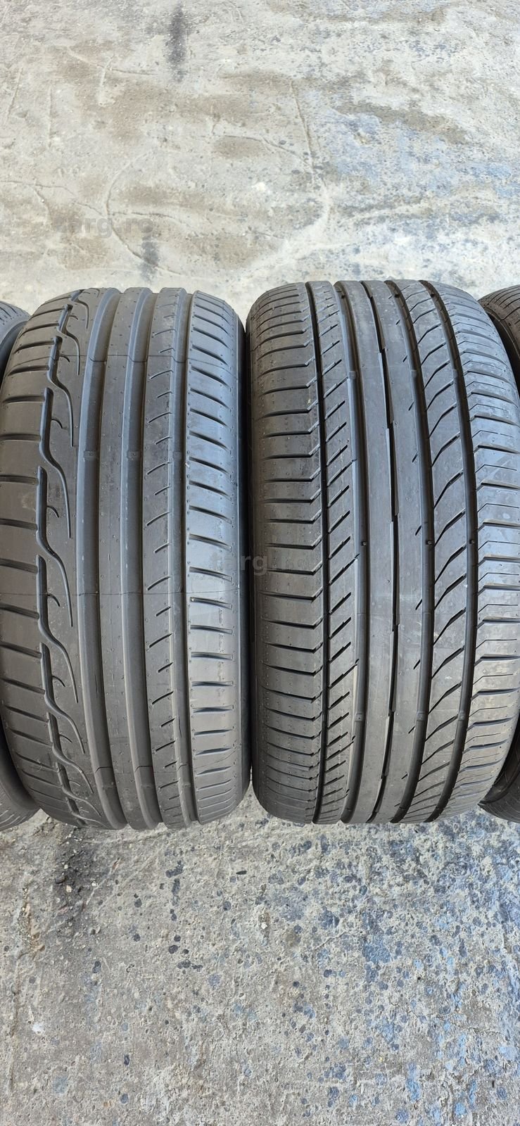 4 anvelope vara noi,fata Dunlop 245/45/19,spate Continental 275/40/19.Pretul este pe bucata. 2