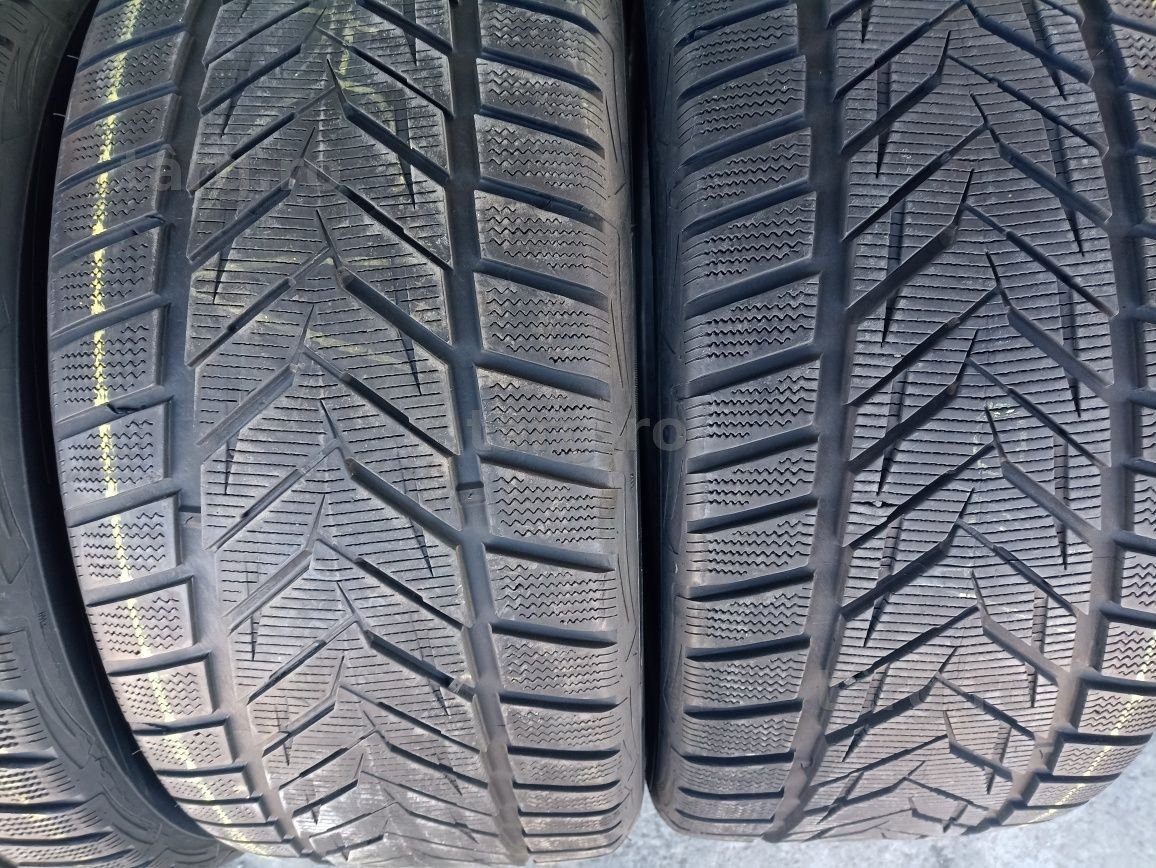 4 anvelope de iarna Vredestein ca si noi 295/35 R21 dot 3719 3