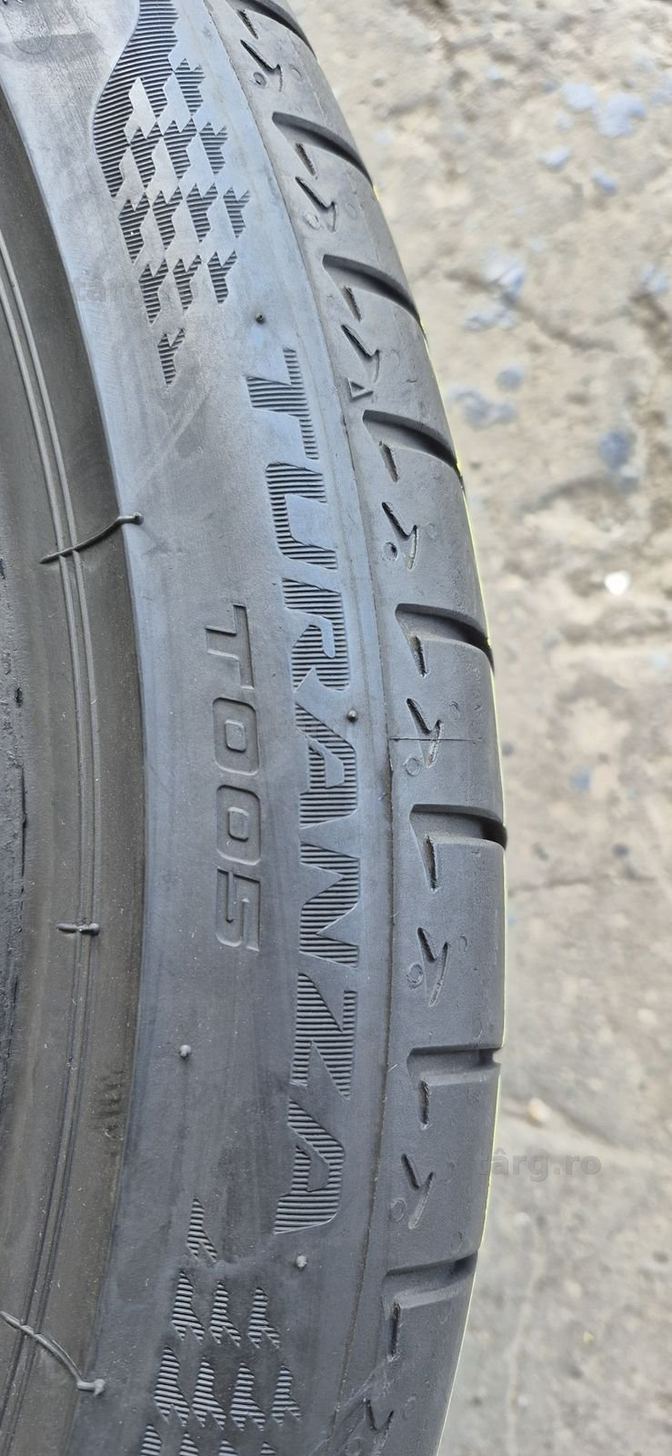 2 anvelope vara Bridgestone 285/35/22,dot 2022.Pretul este pe bucata. 4