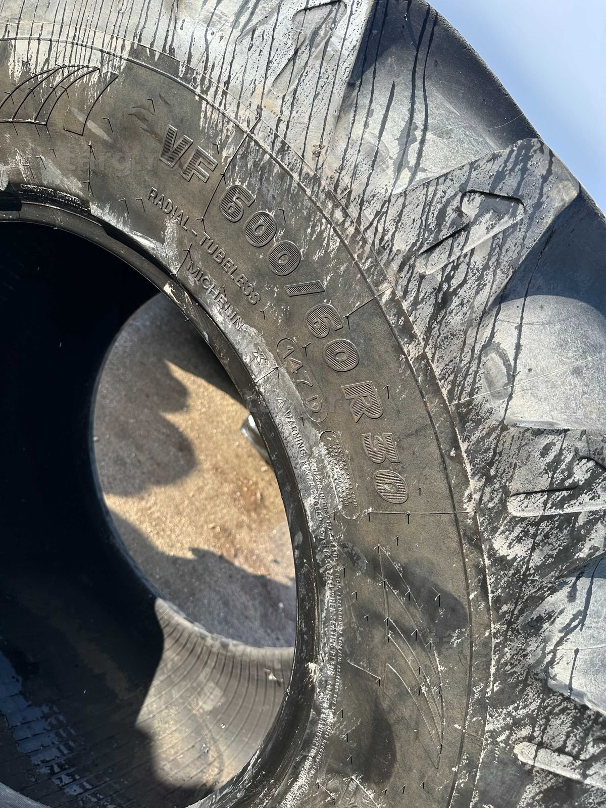 600/60 R30  Michelin 2