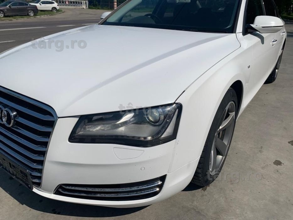Dezmembrez audi a8 4h/luneta/parbriz/plafon/usi/aripa/bara fata/