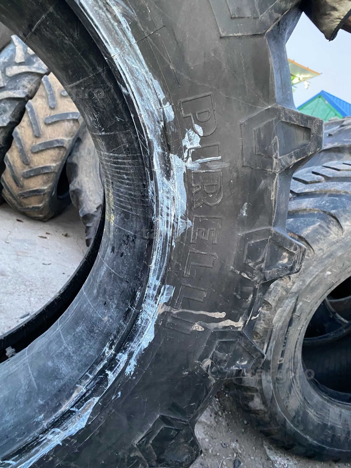cauciuc 420.70 R30 Pirelli 3