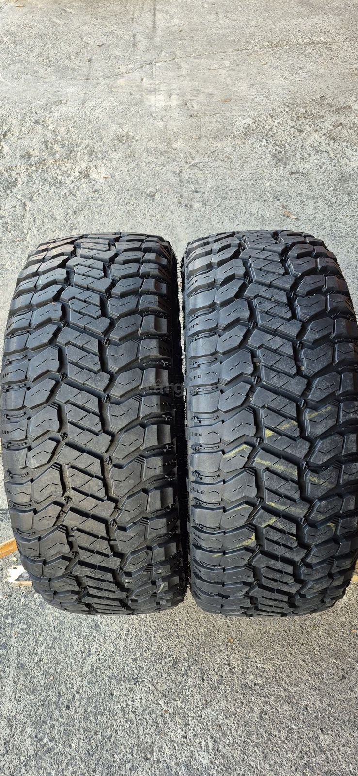 2 anvelope Offroad M+S ca noi Radar Renegade,275/55/20.Pret/bucata.