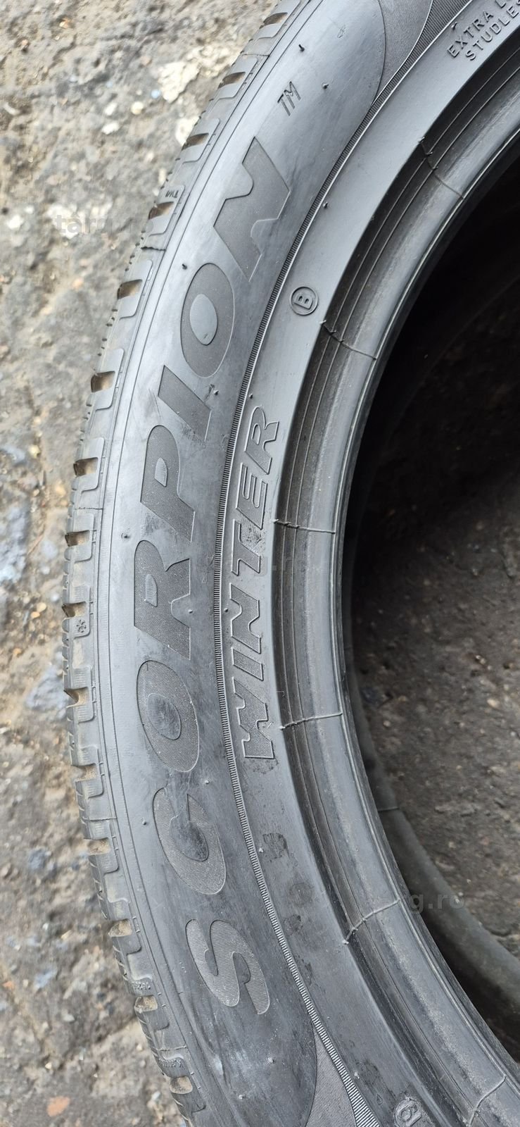 4 anvelope iarna Pirelli 285/45/21.Pretul  este pe bucata. 5