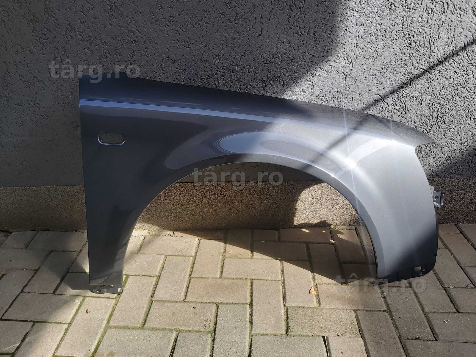 Aripa Fata Dreapta Audi A4 B6 An 2000-2004 Vopsita Gri Inchis LX7Z