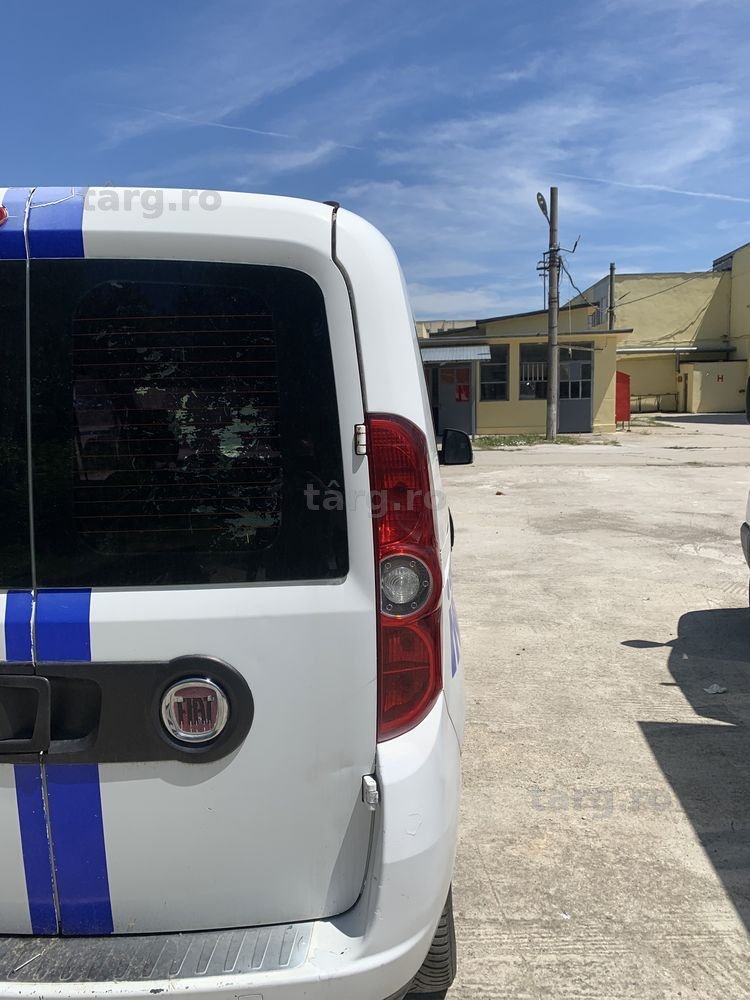 Stop dreapta Fiat Doblo 2011