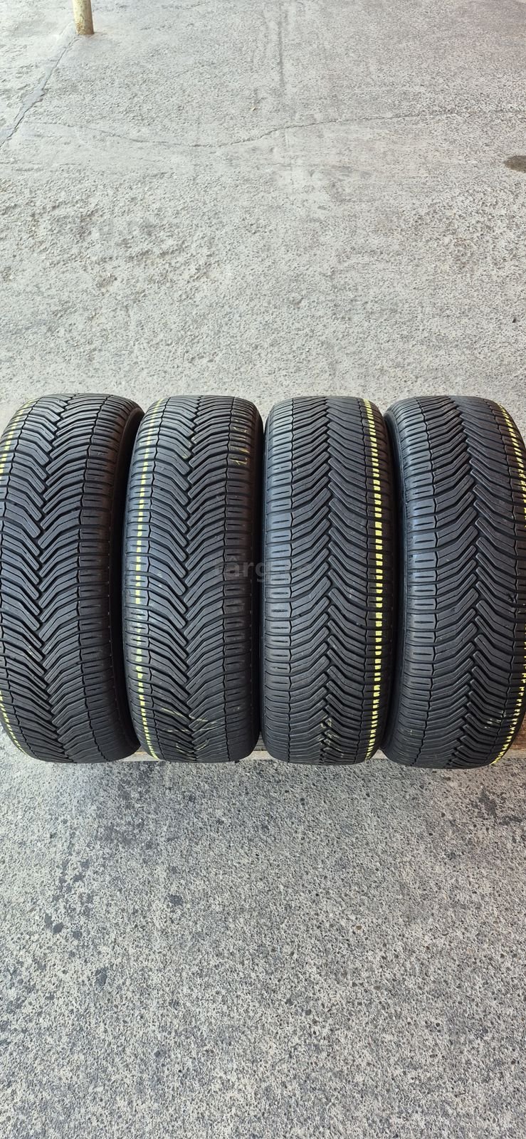 4 anvelope M+S Michelin 215/60/17,dot 2020.Pretul este pe bucata.