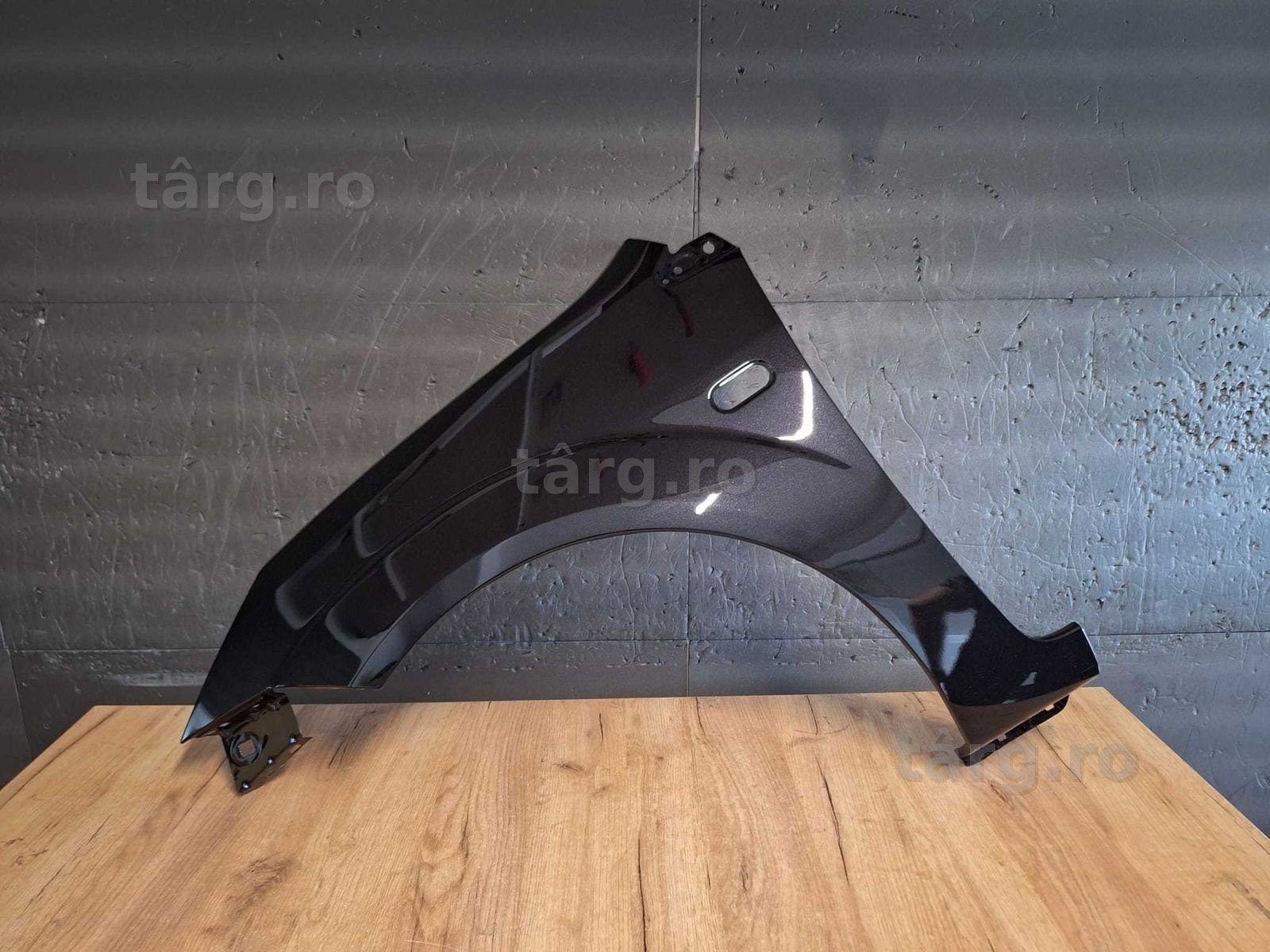 Aripa Fata Stanga Ford Fiesta 2002-2008 (Black Panther (Negru))
