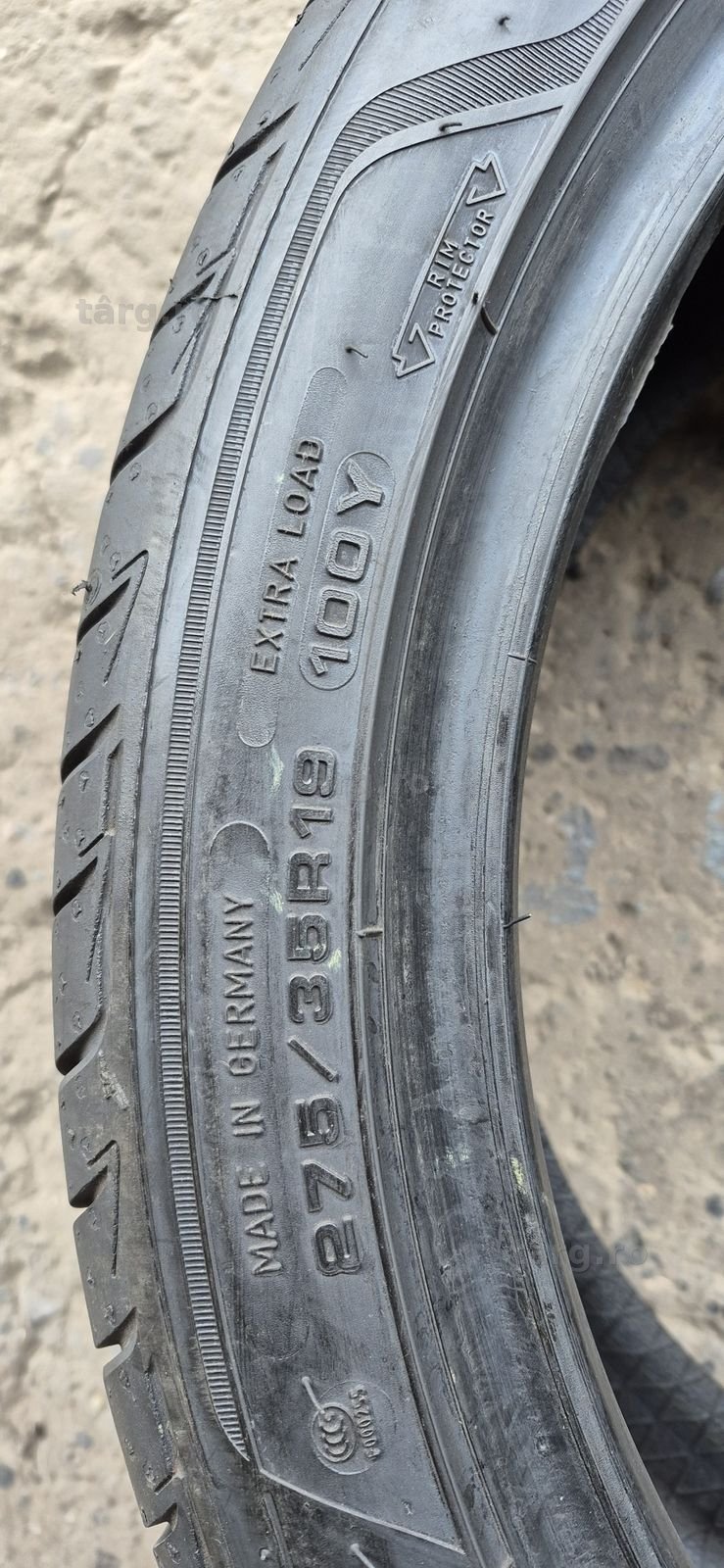 4 anvelope vara RFT Goodyear,fata 245/40/19,spate 275/35/19.Pret/buc. 7