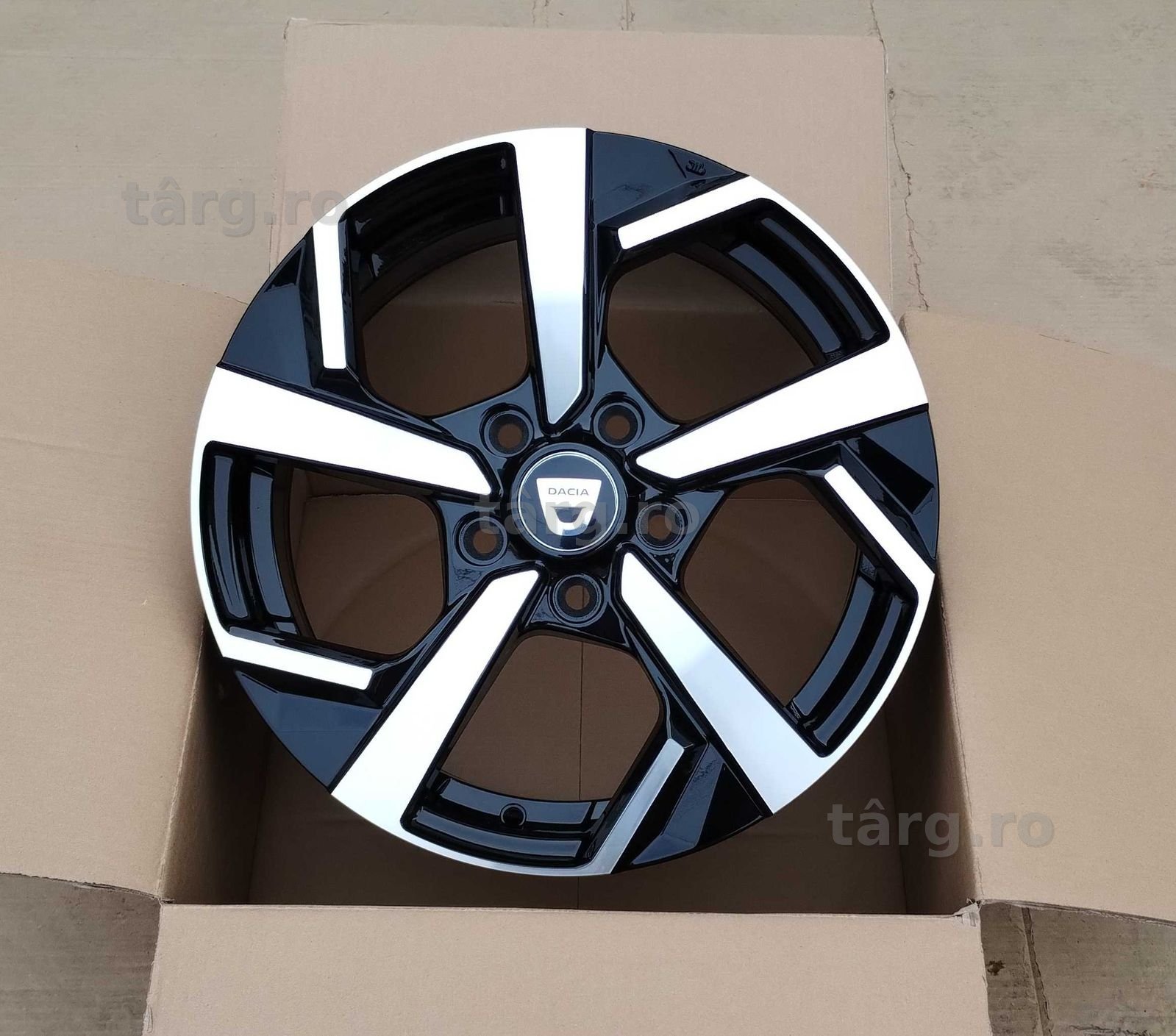 Jante Noi R16 Dacia Duster cu 5 x 114.3 R16