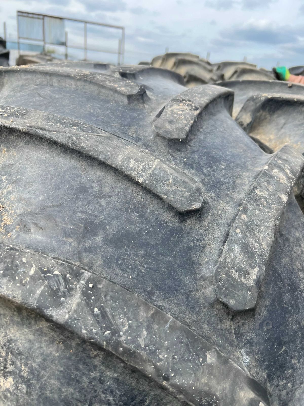 Anvelope sh 480.65 R28 Michelin 4