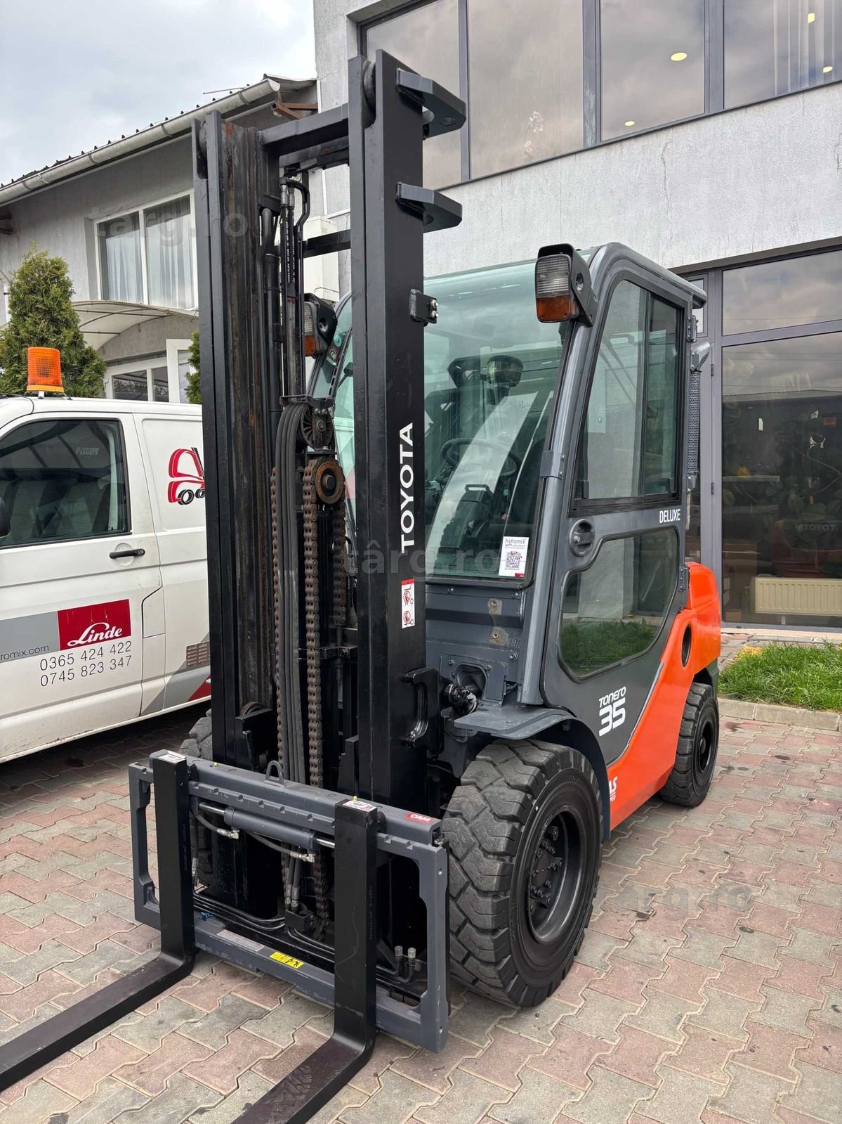 Stivuitor - Motostivuitor Toyota Diesel 3.5t Cabină An fabricație: 11/2018