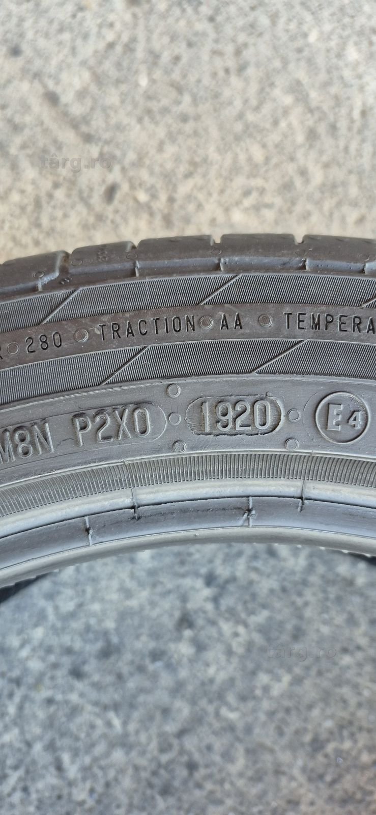 4 anvelope vara Continental,fata 225/45/17,spate 245/40/17.Pretul este pe bucata. 7
