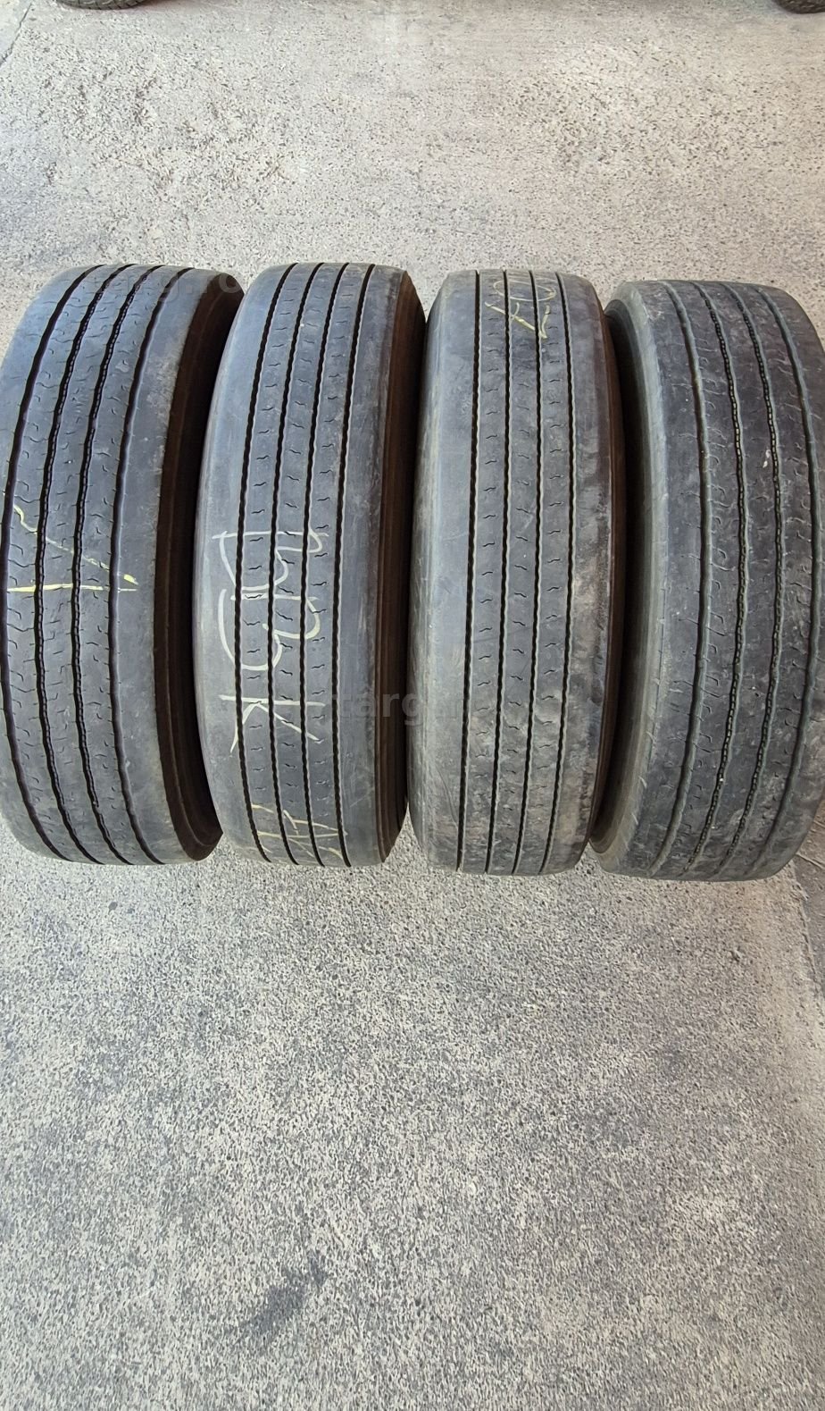 4 anvelope M+S,doua Nokian,doua Continental 295/80/22,5.Dot 2022-2023.Pret/bucata.