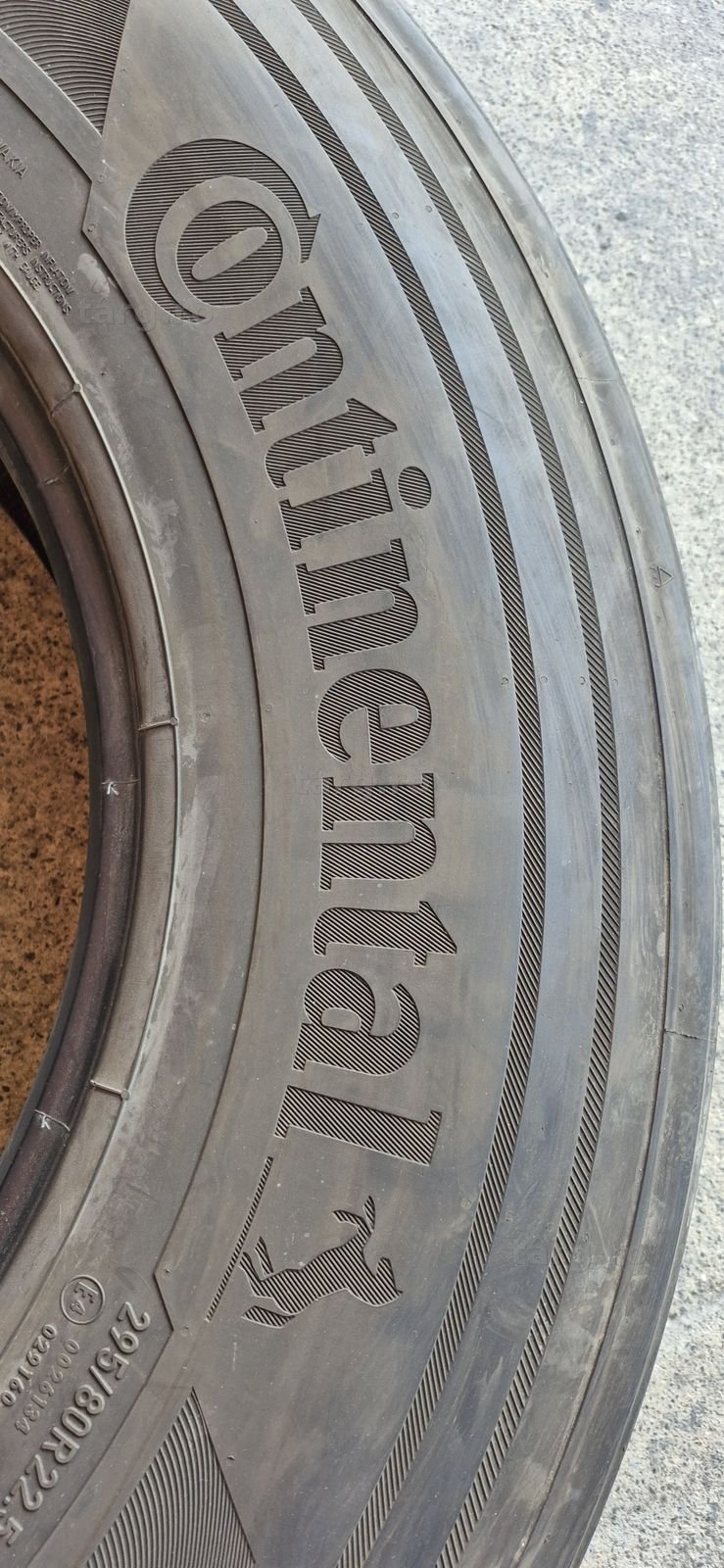 4 anvelope M+S,doua Nokian,doua Continental 295/80/22,5.Dot 2022-2023.Pret/bucata. 4