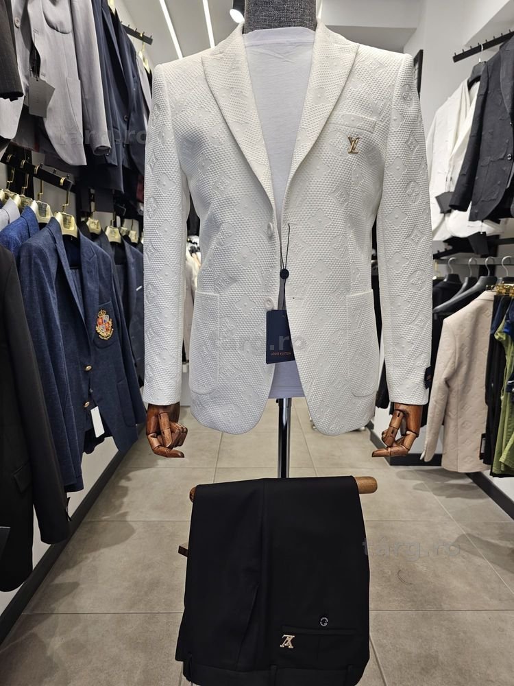 Costum LOUIS VUITTON barbati super calitate