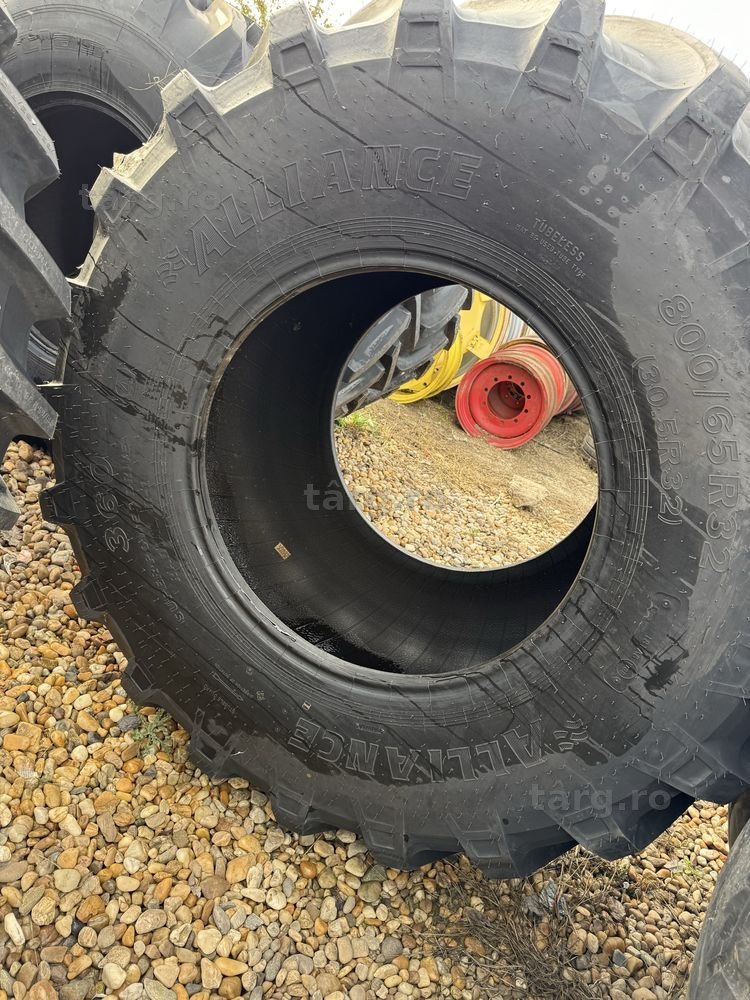 800/65r32 michelin 3