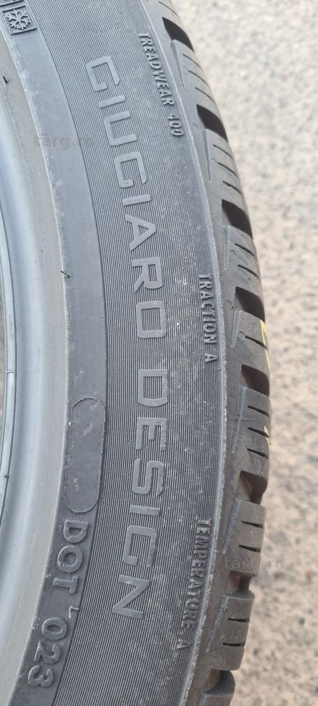 4 anvelope M+S Vredestein 235/40/19 8