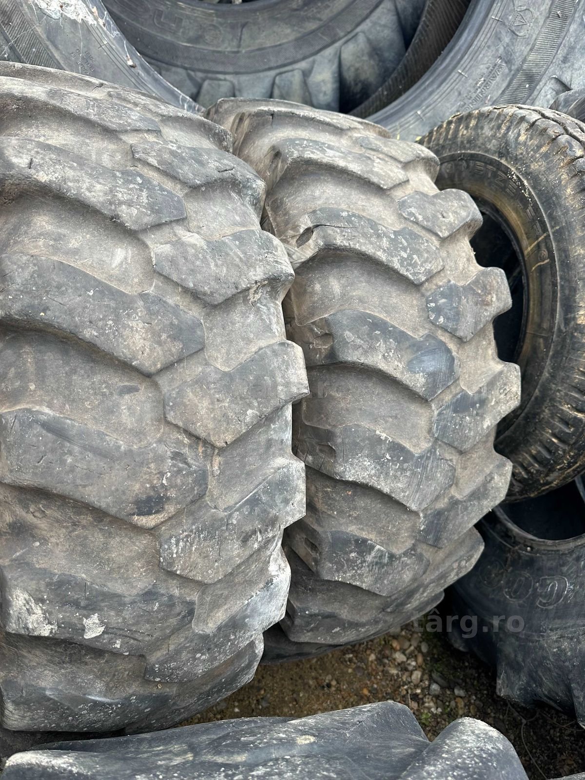 Anvelope sh 12.5 R18