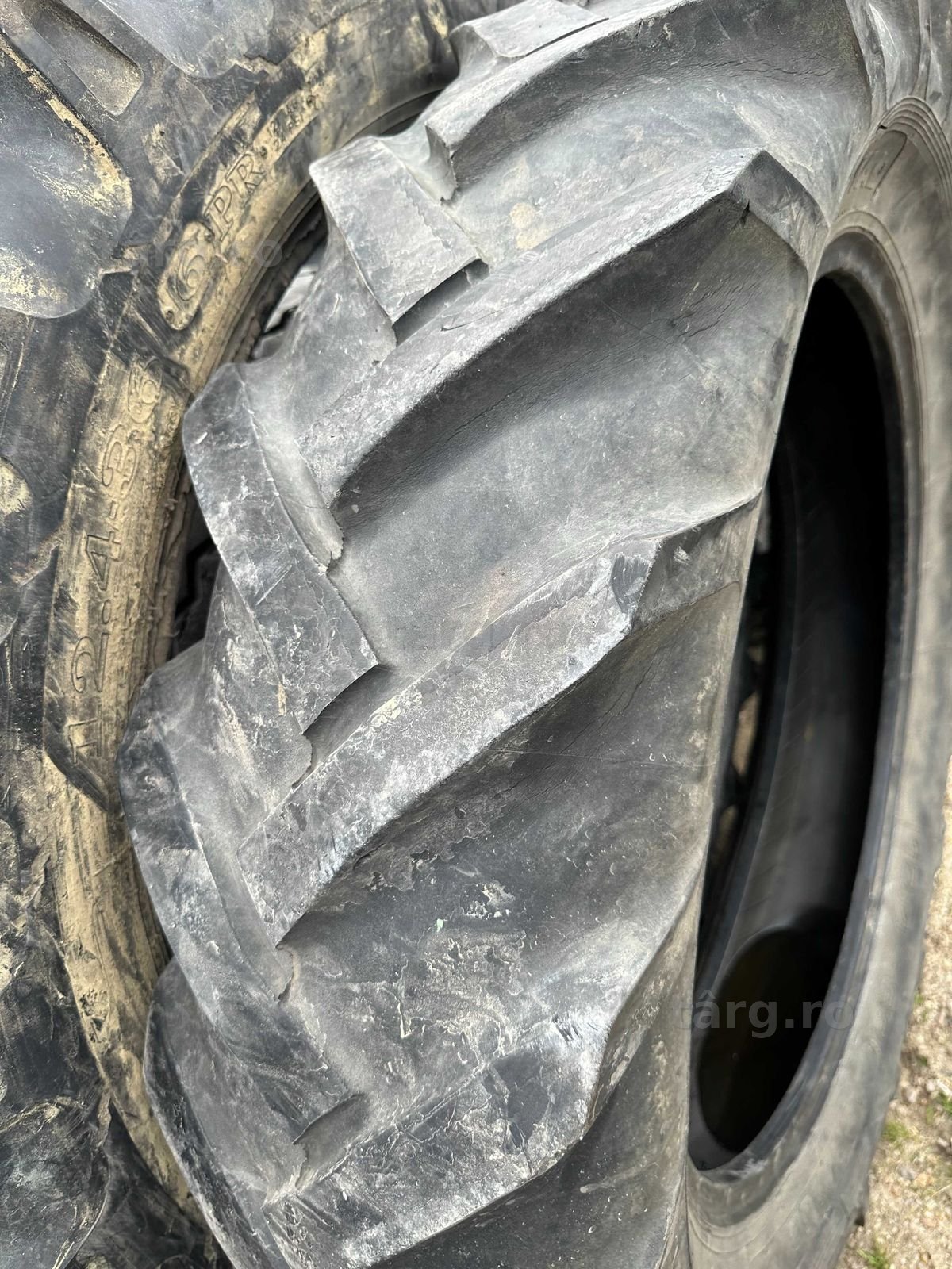 Anvelopa sh 12.4 R32