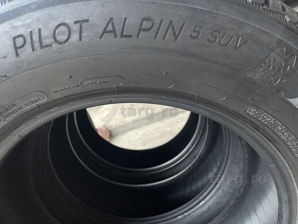 4 anvelope de iarna Michelin 255/60/18 7