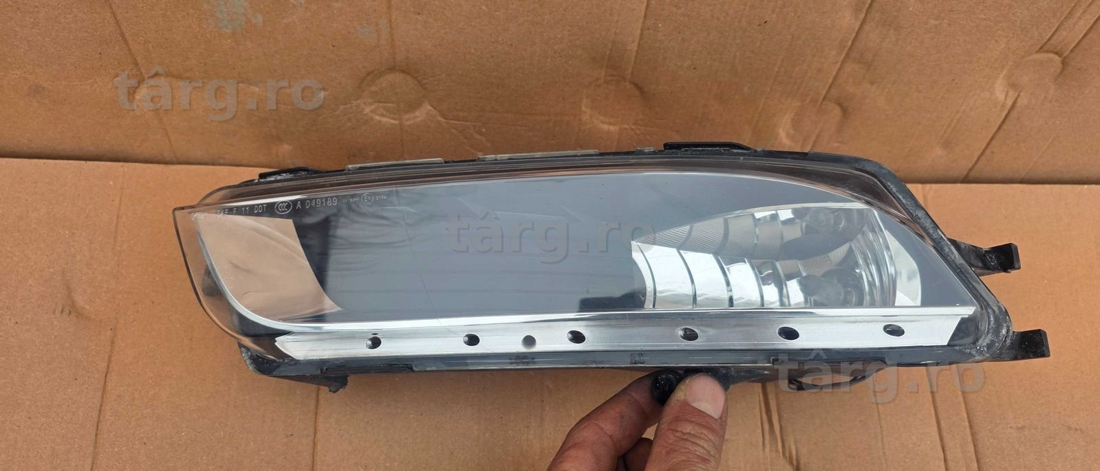 Proiector ceata stanga Vw Passat CC Facelift 2013 2014 / 2015 2016