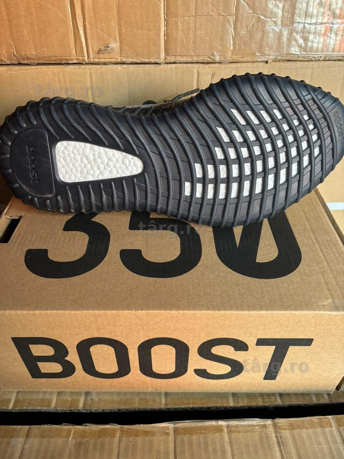 Adidas yeezy boost 350 v2 beluga,. 4